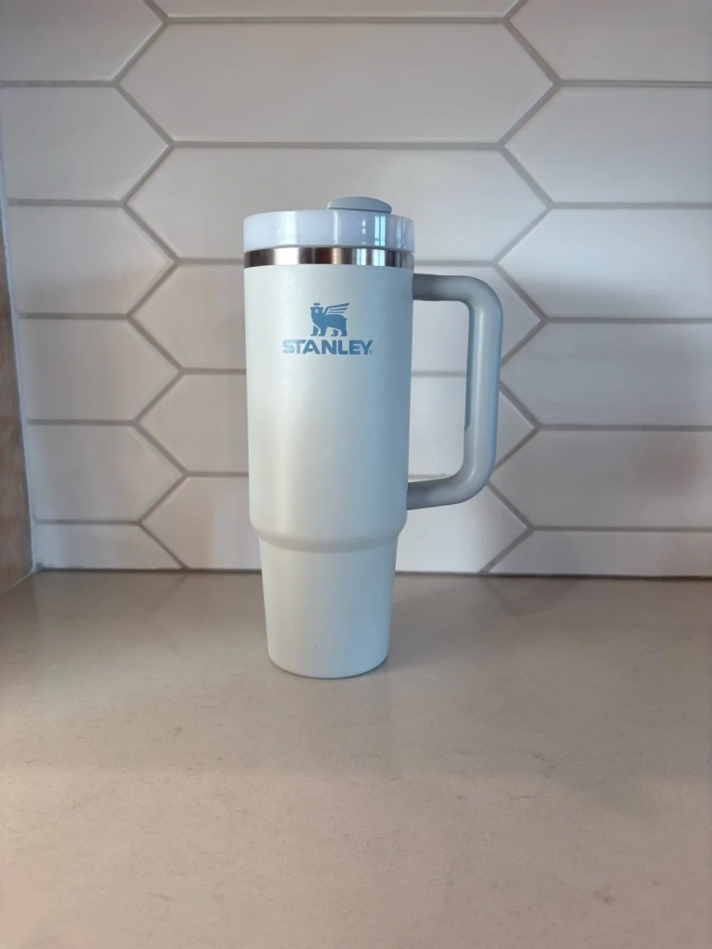 30oz Stanley Quencher (blue/grey) Travel Mug with Handle - Picture 1 of 5